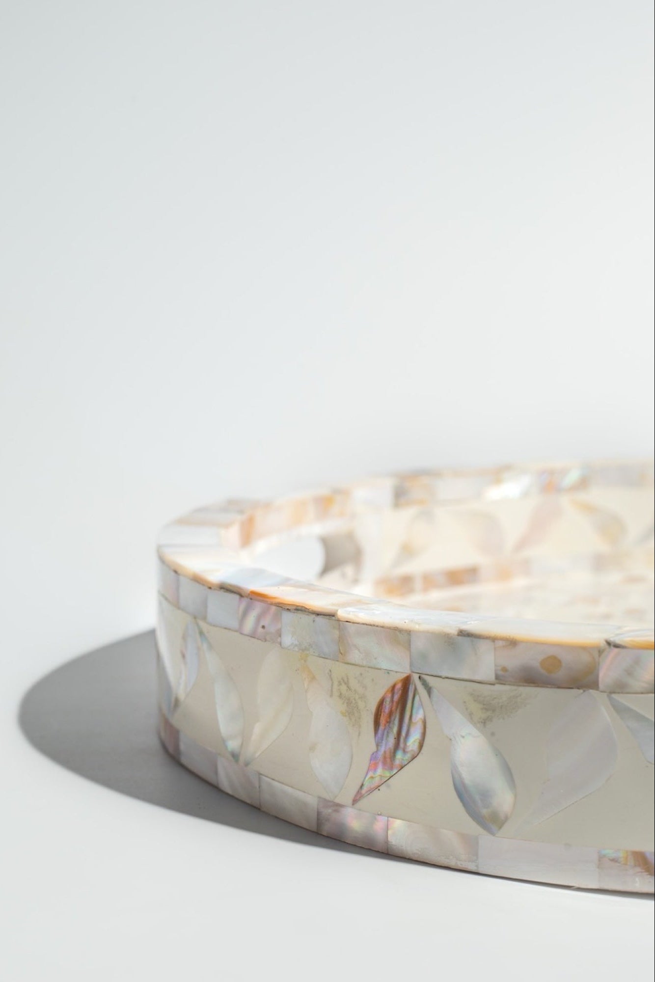 Round Mother of Pearl Inlay Tray